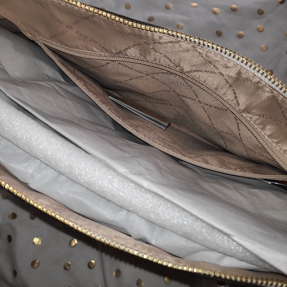 MICHAEL KORS CIARA TOTE - Picture 3 of 4